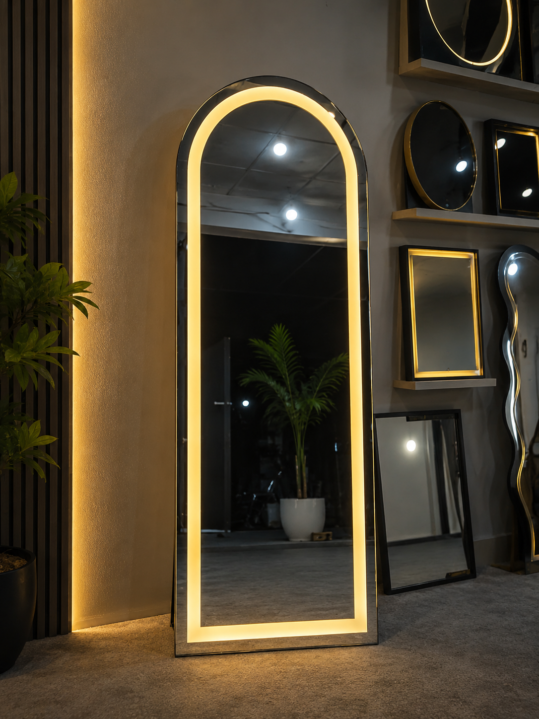 Royal Reflection Standing Mirror